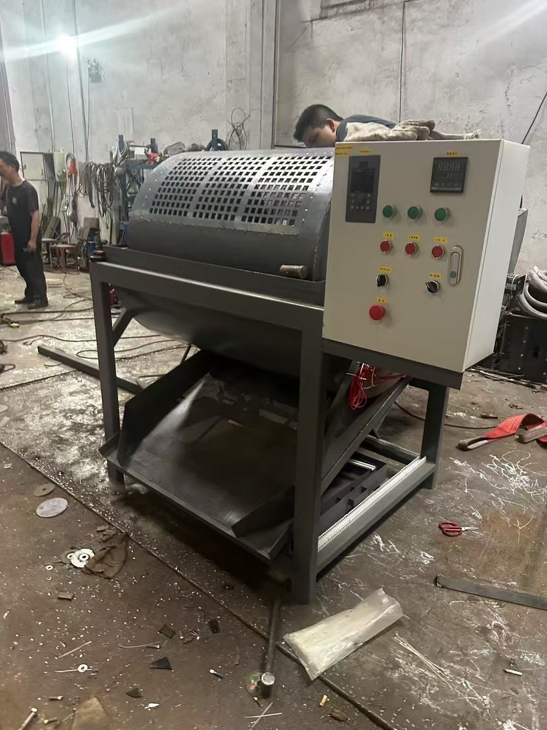 線路板電子元件拆解機(jī)發(fā)貨越南